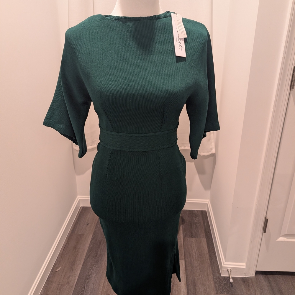 Elegant Dark Green Midi Dress